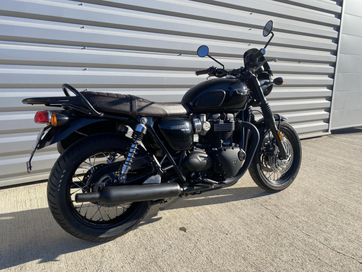 TRIUMPH BONNEVILLE T120 - TOULOUSE