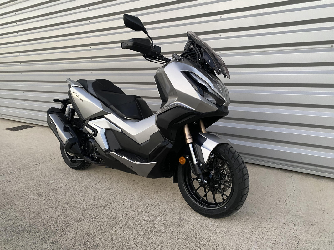 HONDA ADV 350 SAGAZ MOTOR SEPT DENIERS  TOULOUSE 