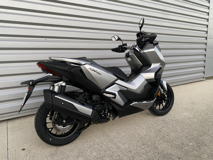 HONDA ADV 350 - TOULOUSE