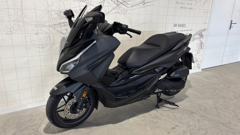 HONDA FORZA 125 - TOULOUSE